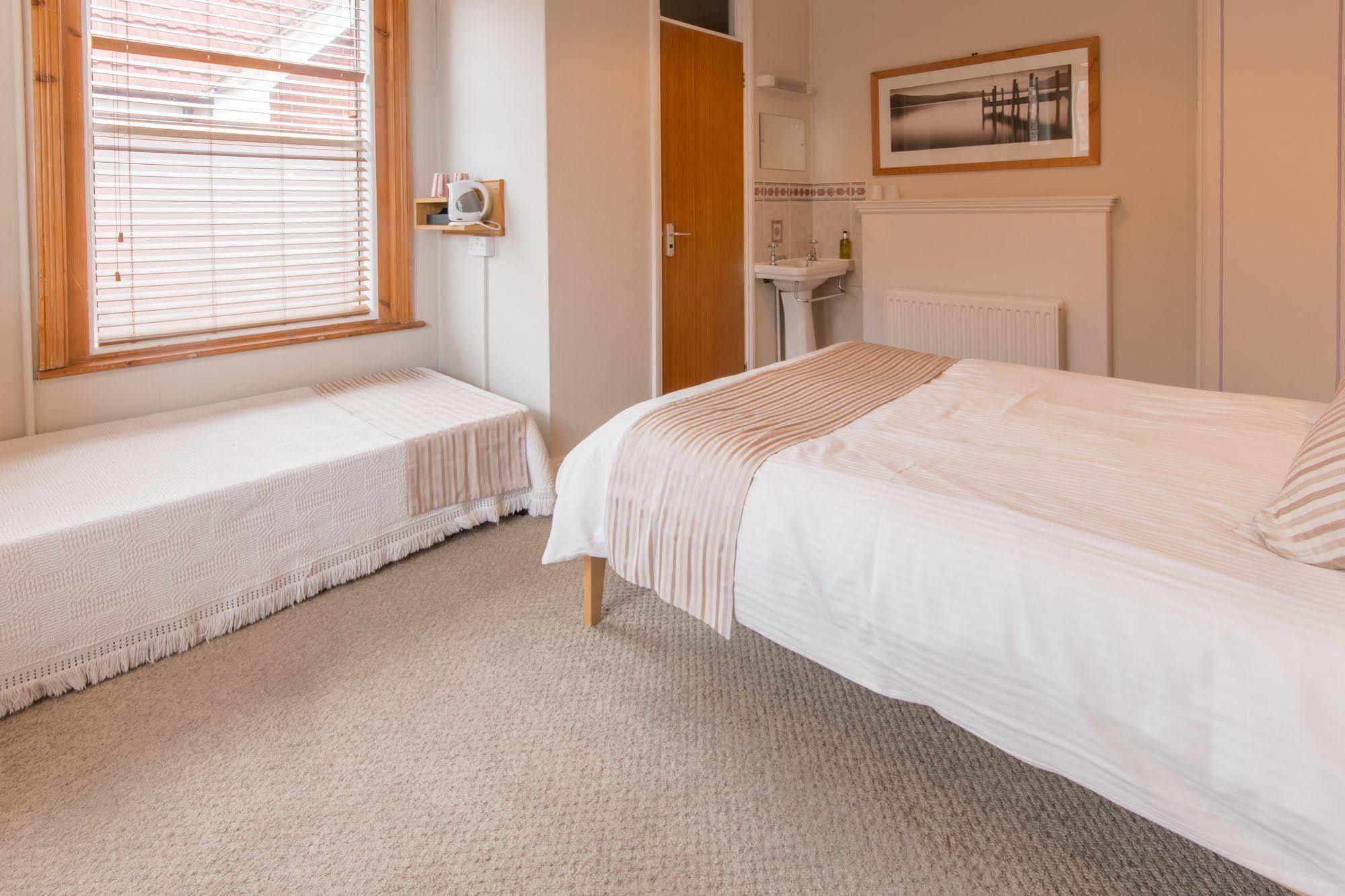 Caythorpe House Bed and Breakfast Swanage Esterno foto